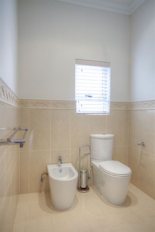 4 Bedroom Property for Sale in Royal Alfred Marina Eastern Cape